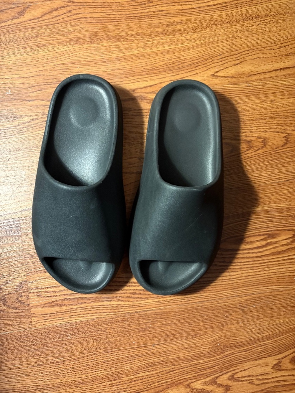 Men’s Size 9 YZY Slides YS-01 Black With Dust Bag/ NEW / Authentic